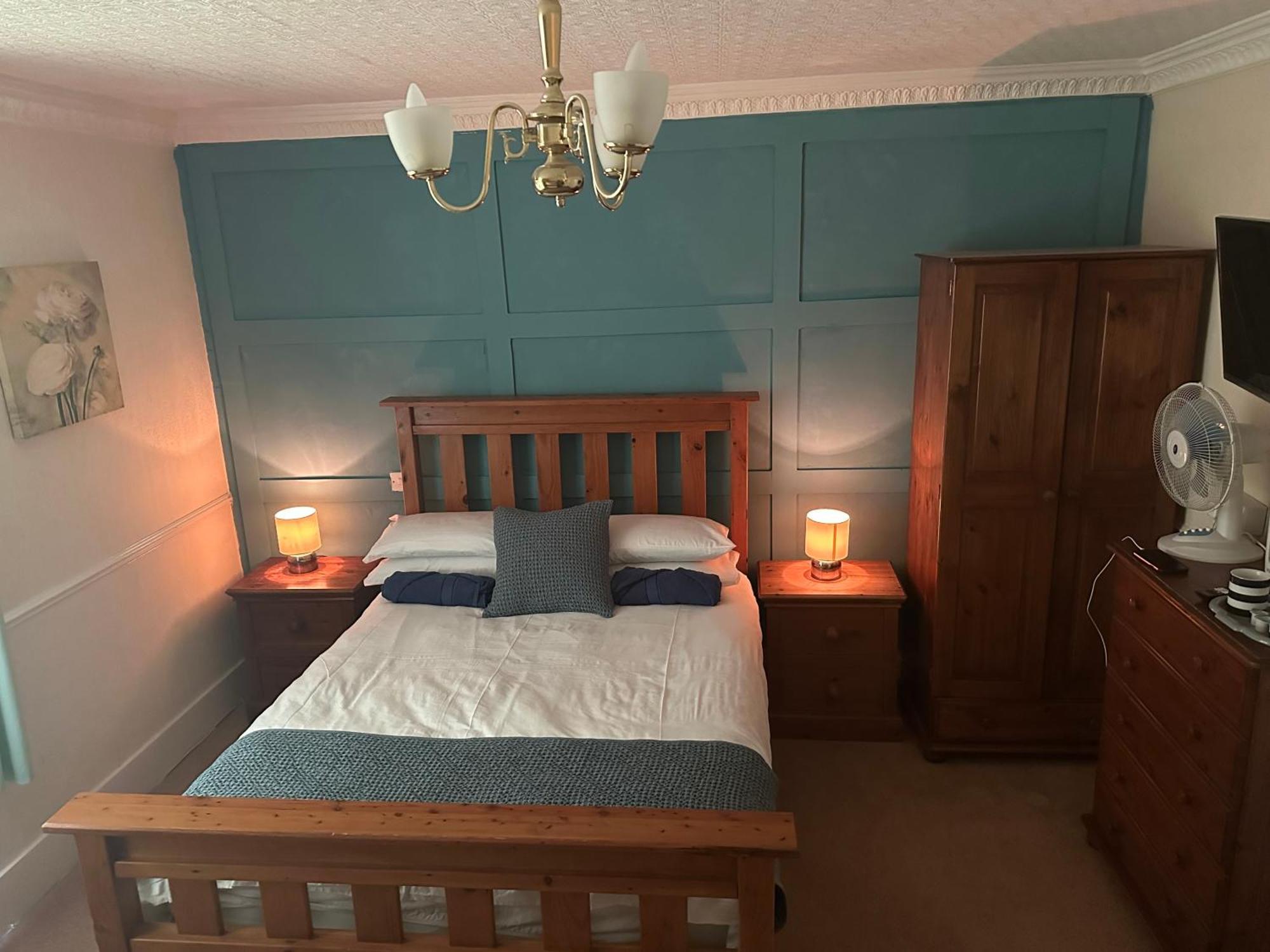 Dinton The Penruddocke Arms Bed & Breakfast エクステリア 写真
