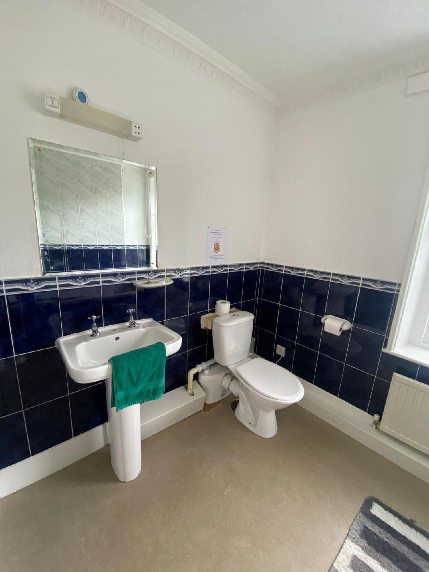 Dinton The Penruddocke Arms Bed & Breakfast エクステリア 写真
