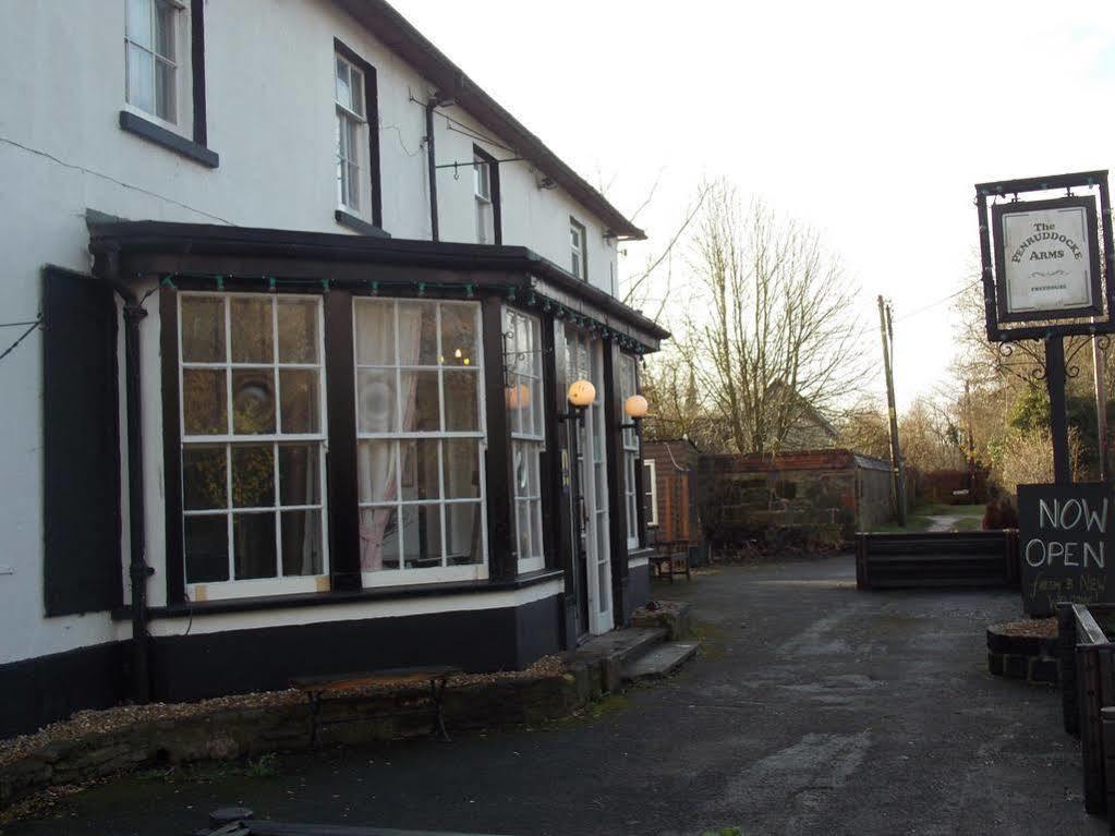 Dinton The Penruddocke Arms Bed & Breakfast エクステリア 写真